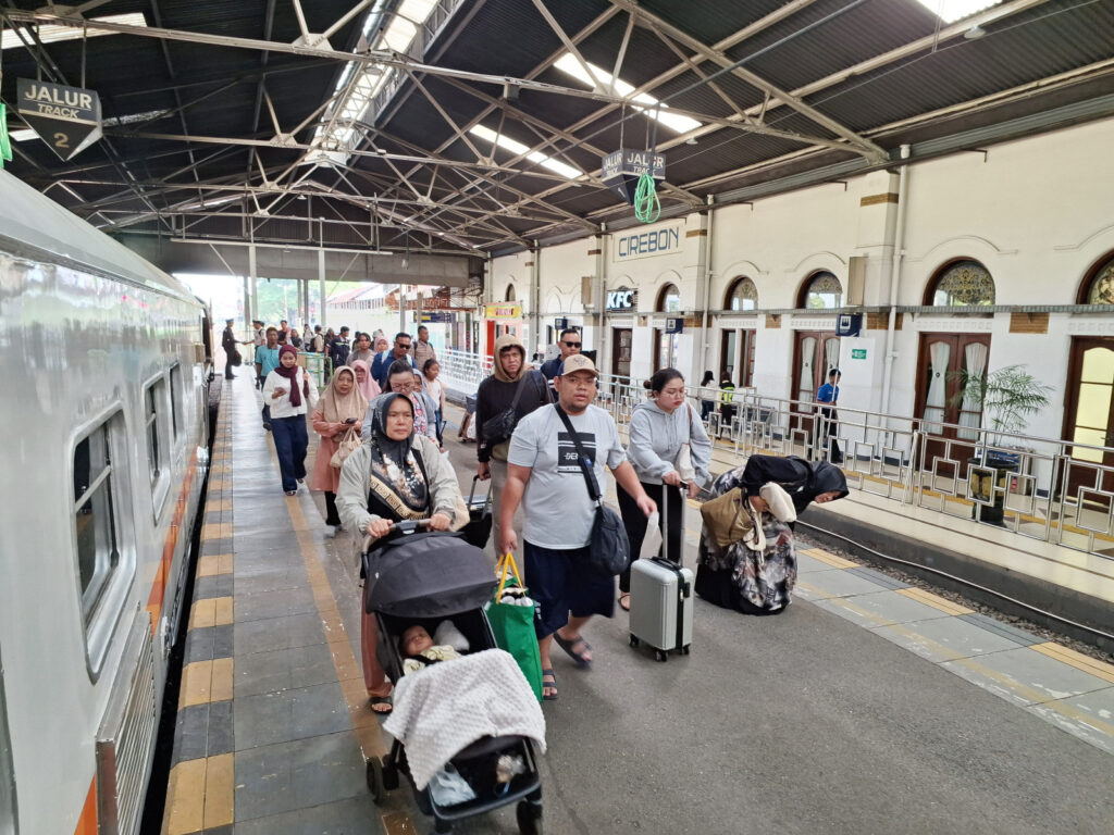 F6848A1D-D6B7-4ACB-8901-A2322DB871AA