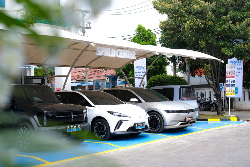 CCB20BE2-646C-4305-9A70-8D595071D83B