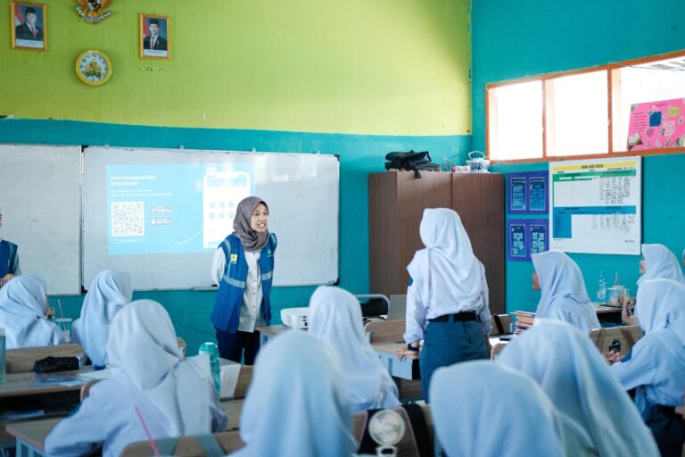 F92B6BA8-A012-4F08-90CB-64AD4B833F75