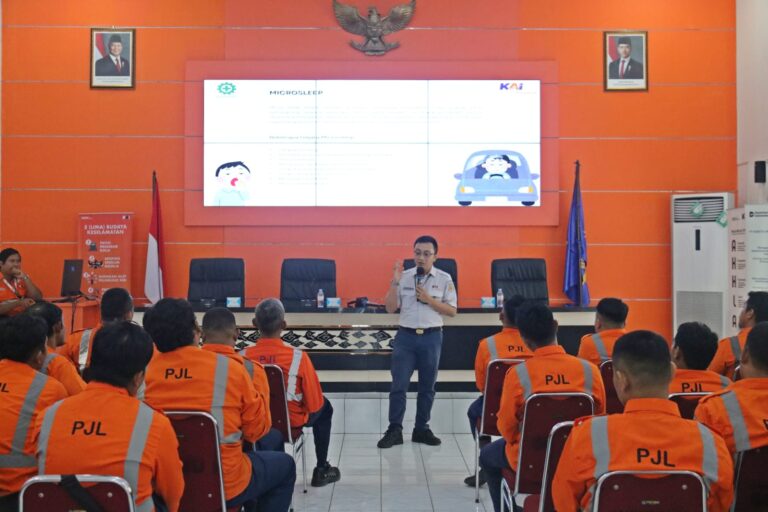 3A69A0C3-5BF7-4658-96FD-5B6466C0E955