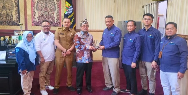 7DA4F2B8-D727-4D03-871B-BB14DE3774E4