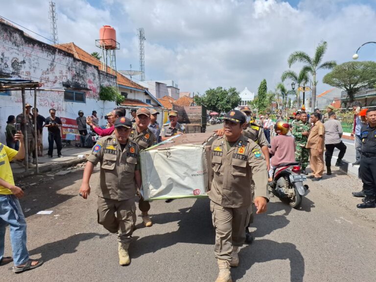 A693A725-1163-47A8-B738-7B69453103D5