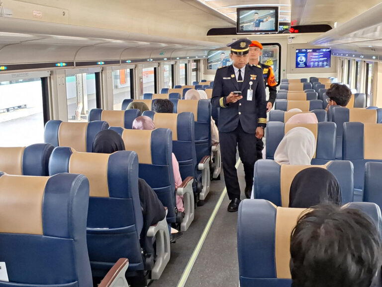 67429820-50B8-466D-99AA-081F3D1D09A0