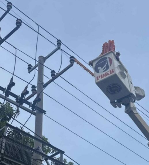 B89B893D-71C0-4495-9F95-53E3EE8C5AF3