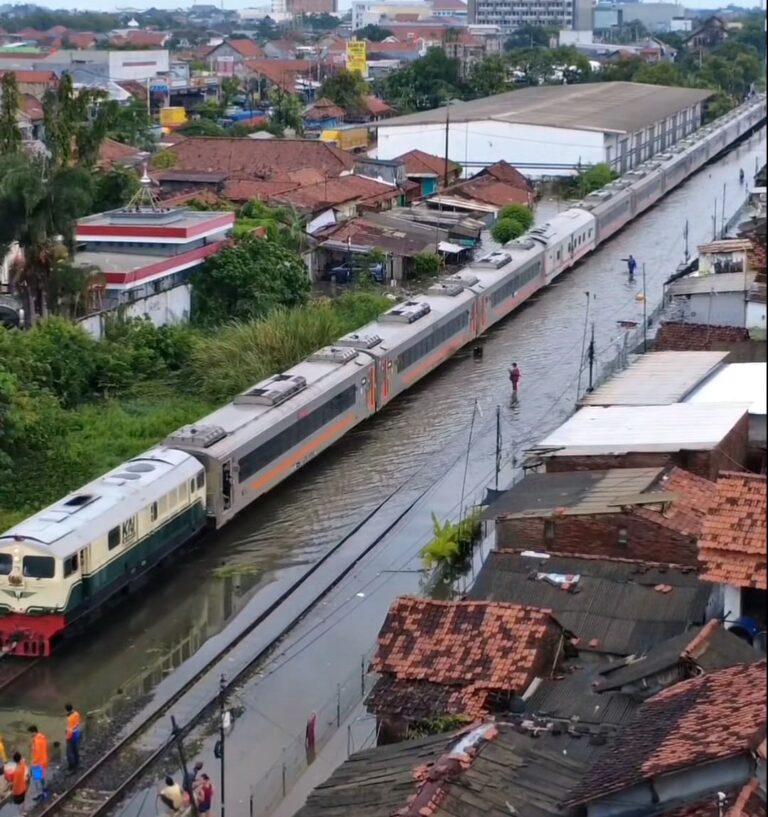 A7F5A756-825E-44FE-AE31-163234F97A4A