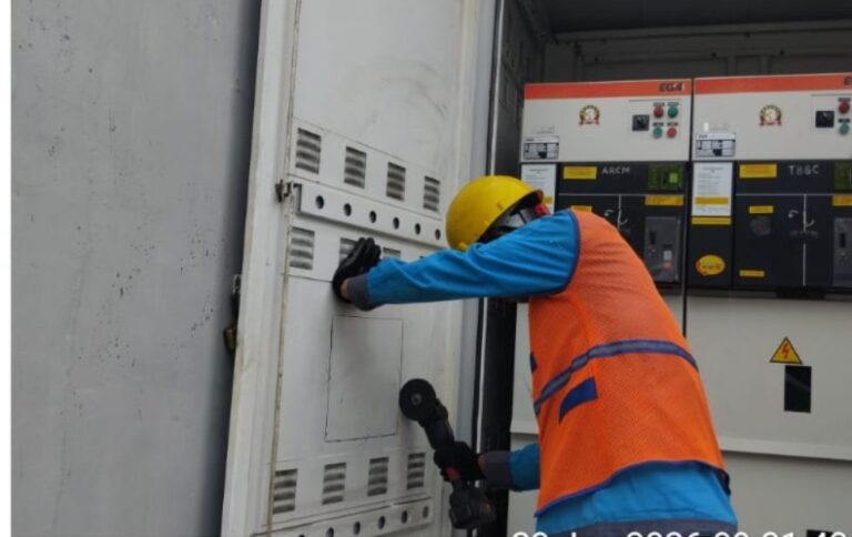 AC2F7698-F7F5-42E2-B44F-5994297E1451