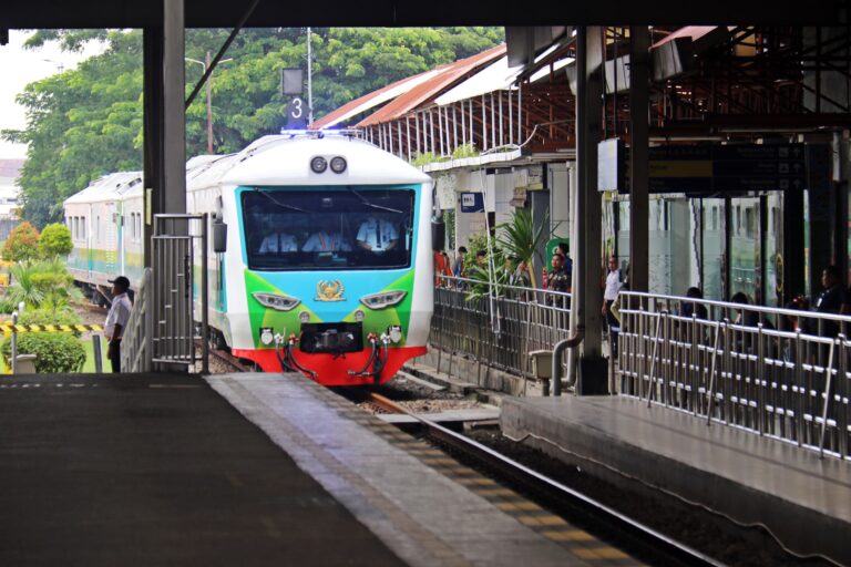 7c03be33-3d39-47f2-a1eb-abd7e67347af