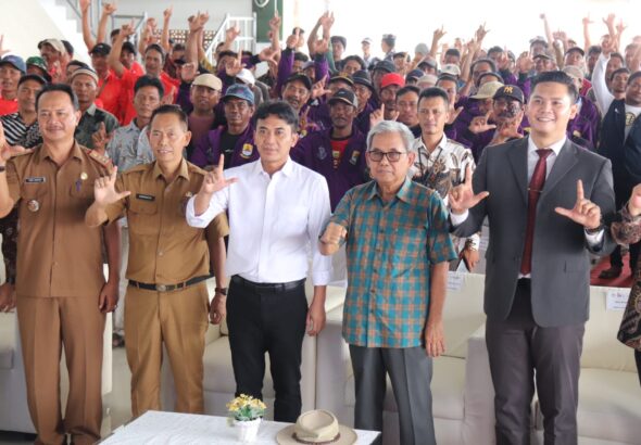 04eff8fe-fb05-4f57-9d7a-44cb7bc00437