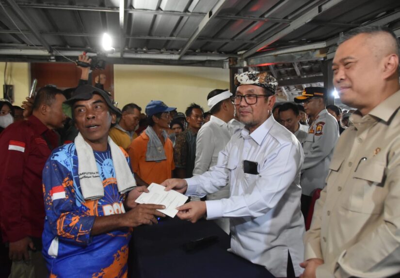 933f58d3-12d9-4c56-a8c9-4ec6578b269f