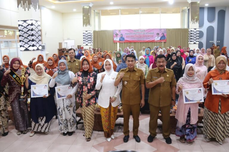 7e5b08bd-1bf5-456c-8d94-53a18c5f3e31