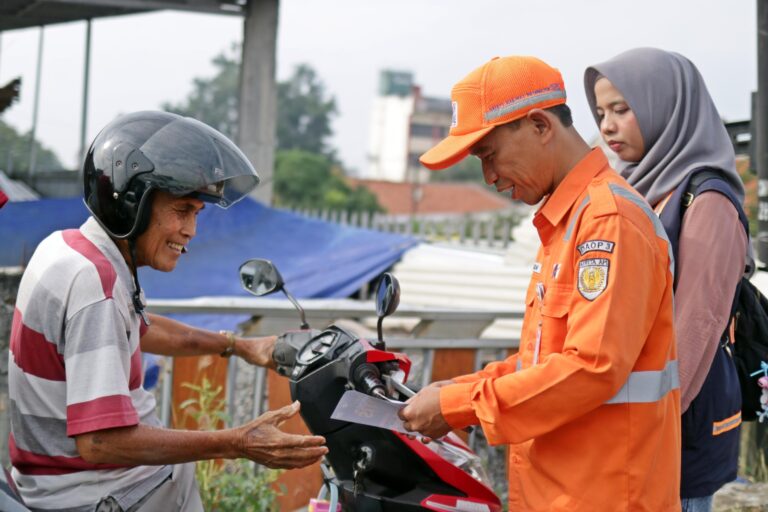 94455651-307f-4e83-9615-71aa8f619412