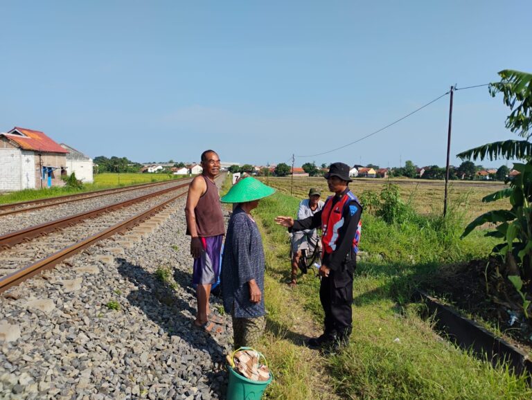 b738091b-7c01-49a7-838d-3f271e7853ab