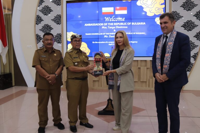 fd86ad5a-7d1e-401c-8ffd-c380a77eab82