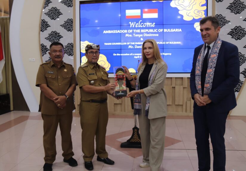 fd86ad5a-7d1e-401c-8ffd-c380a77eab82