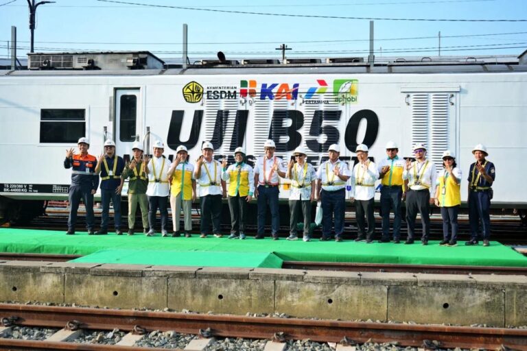 e5b561ce-088c-4010-928f-9a7bfe7f875e